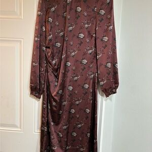 RIHOAS Red Bishop Sleeve Gown with Crew Neck